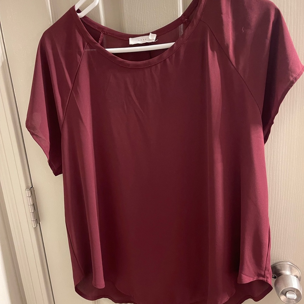 LUSH blouse small. Gently worn